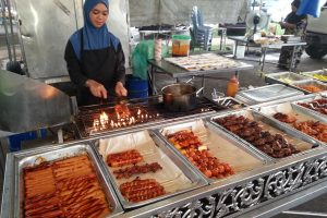 Frisch gegrilltes Fleisch in Brunei