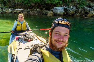 Auch auf ein Selfie darf bei der Kajaktour durch den Abel Tasman National Park nicht fehlen.