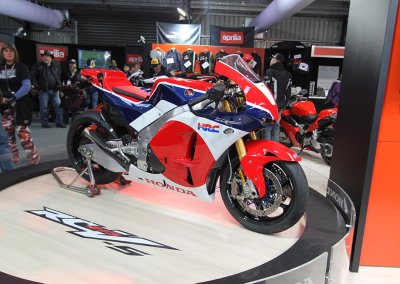 Motorräder von Honda sind nur eine von verschiedenen Marken auf der Motorrad Expo beim MotoGP auf Phillip Island.