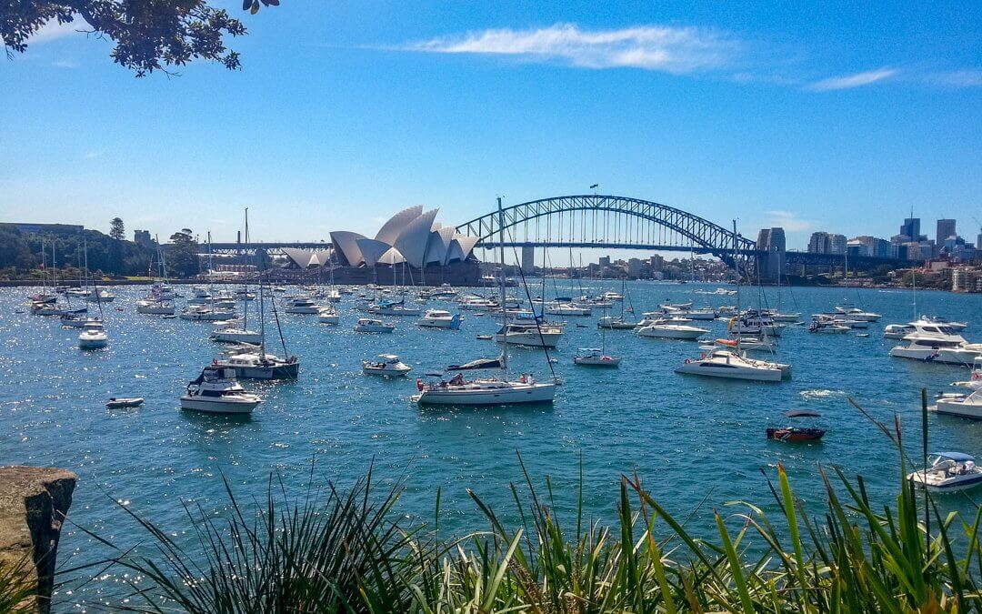 Blick auf Opernhaus und Harbour Bridge