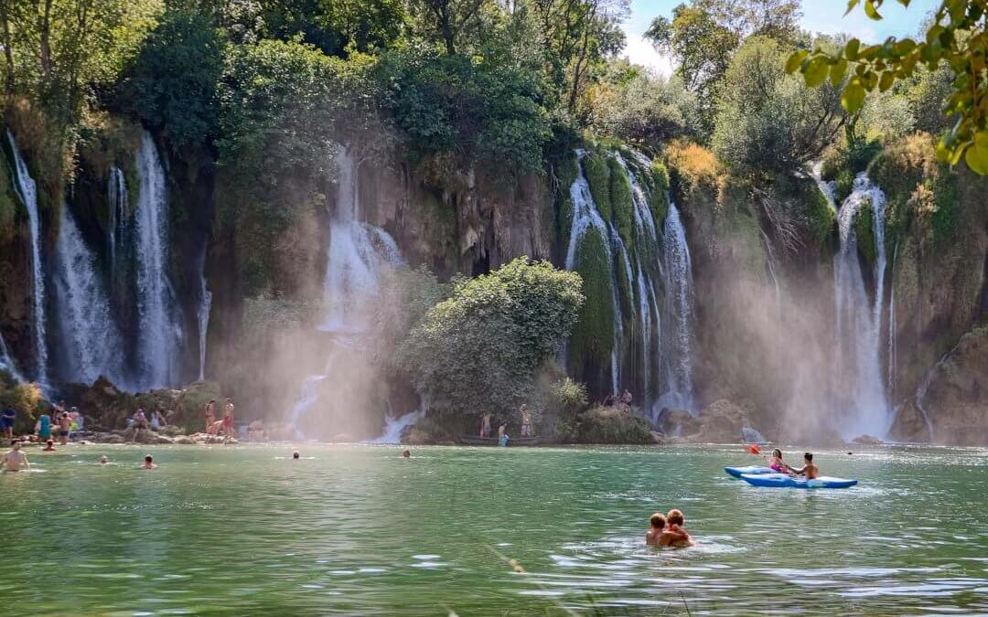 Kravica Wasserfälle Naturschauspiel in der Region Herzegowina