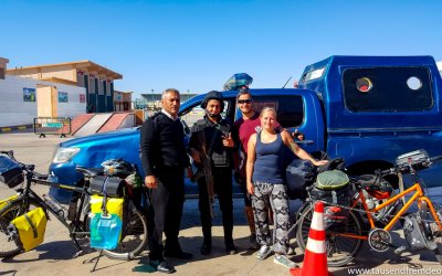 Mit Polizeibegleitung und Fahrrad nach Kairo