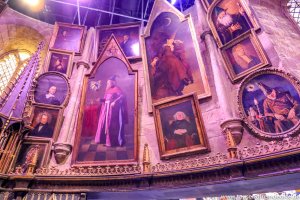 Flimkulisse von Harry Potter Bilder an der Wand