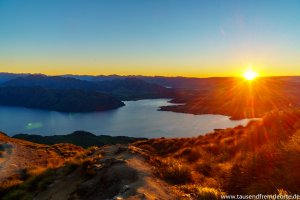 Wunderschöner Sonnenaufgang beim Roys Peak