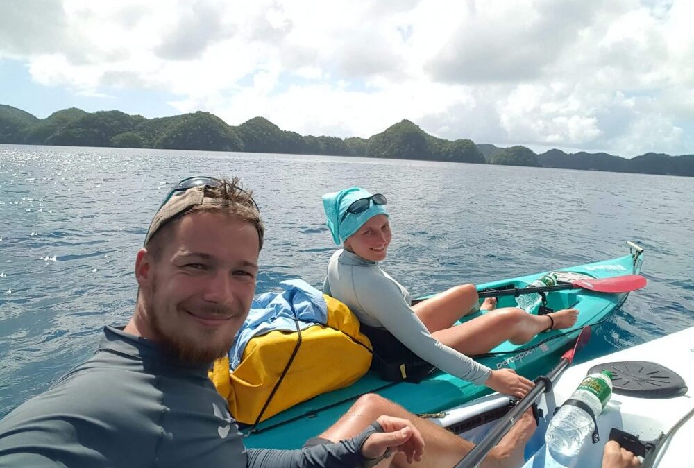 Mit dem Kajak auf dem Meer von Palau